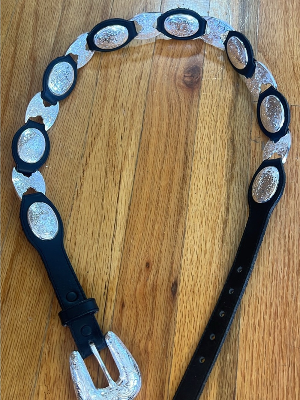 Tony Lama Black Leather Western Concho Belt with Silver-Tone - Picture 4 of 8